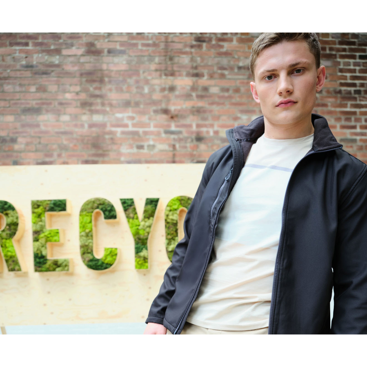 Regatta TRA600 Honestly Made Recycled Printable Lightweight Softshell Jacket