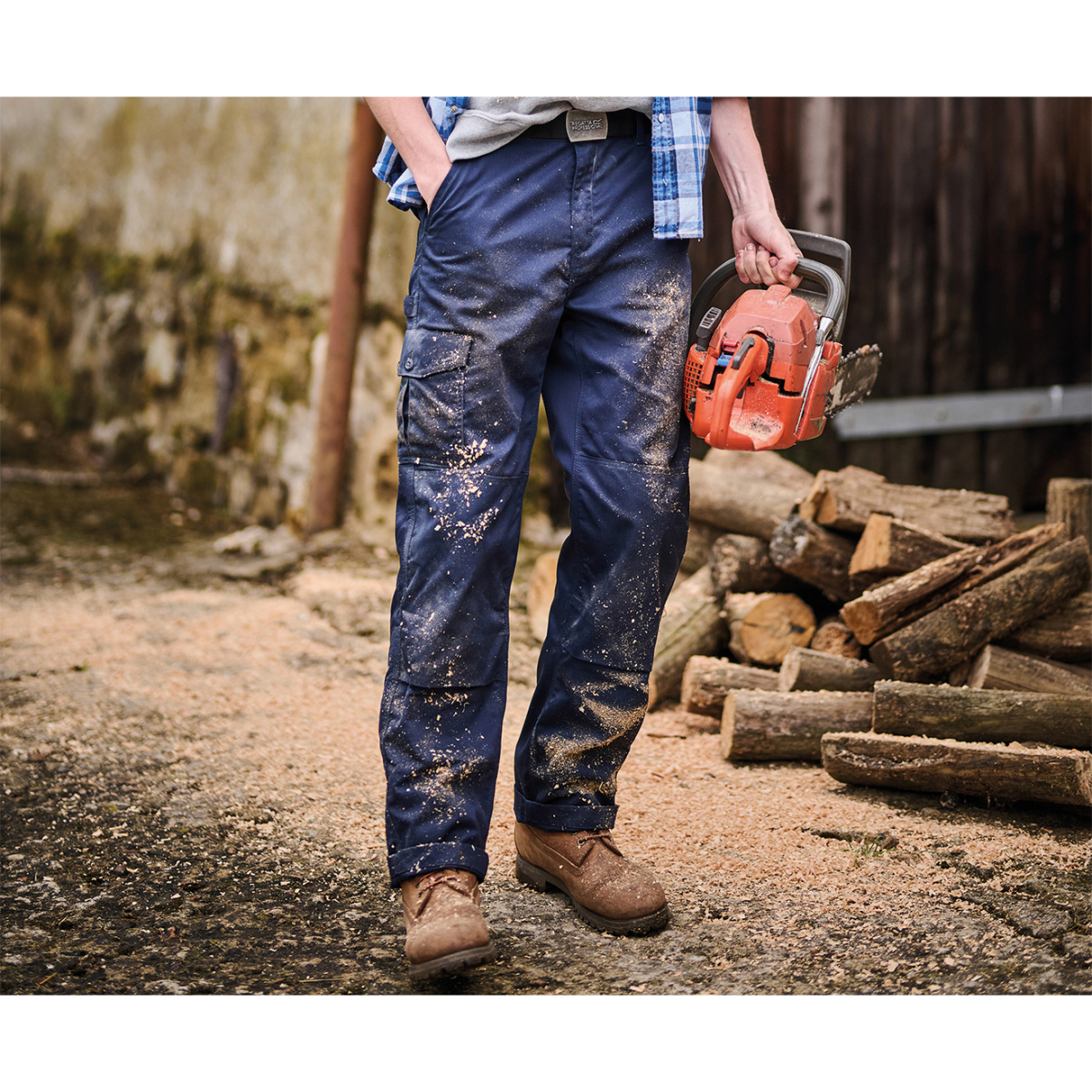 Regatta TRJ500 Mens Pro Black Cargo Trousers - 34" Short